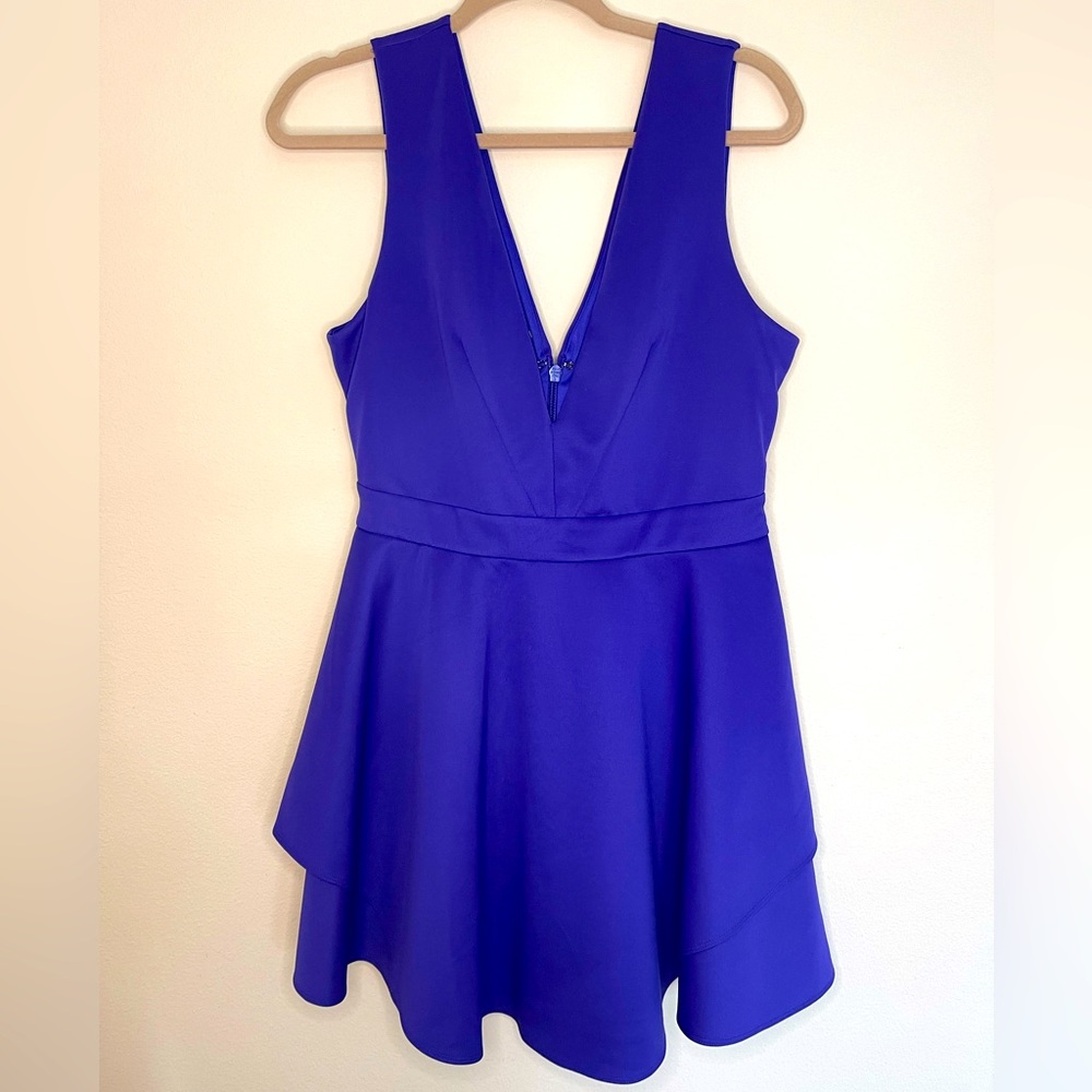 NWT BeBe dress